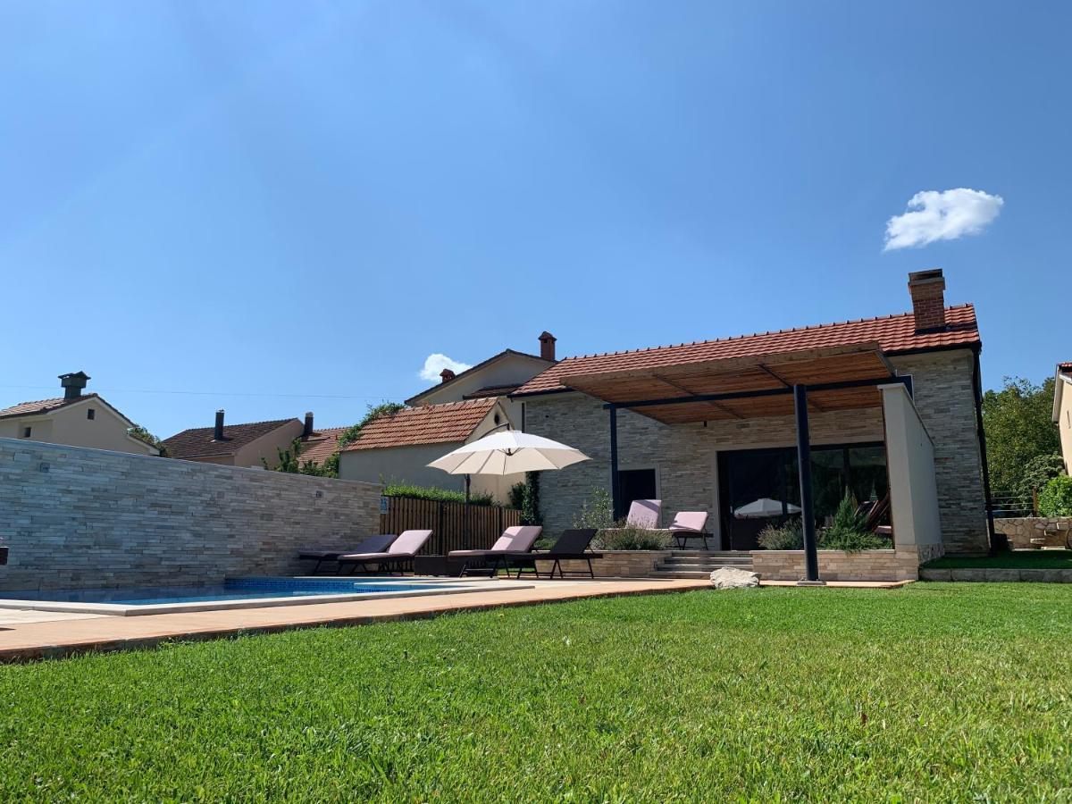 Donji Proložac Kameni Dvoriヴィラ エクステリア 写真